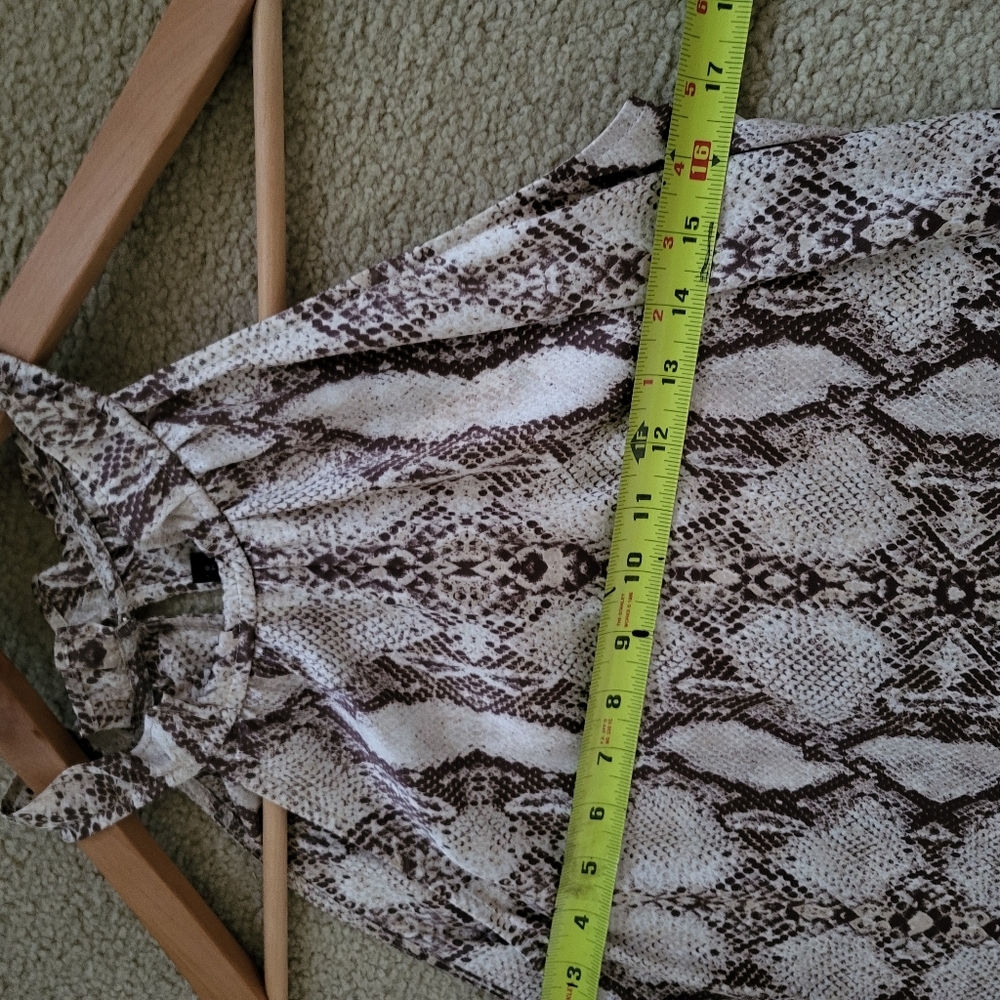 snake print top new with tags - image 4